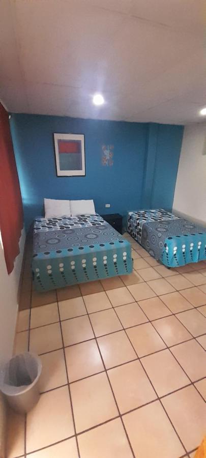 Hotel Happy House San Salvador Exterior foto