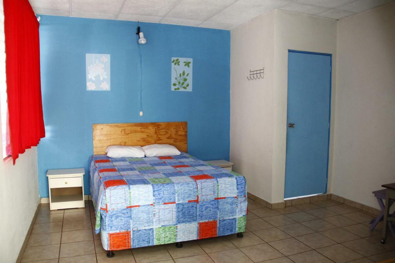 Hotel Happy House San Salvador Exterior foto